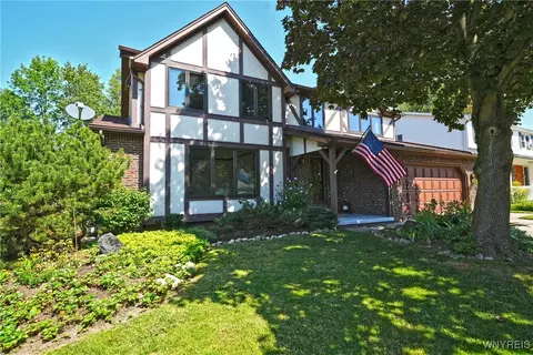 119 Brush Creek Rd, Amherst, NY 14221