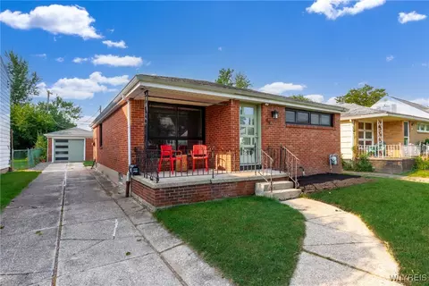 99 Argyle Ave, Amherst, NY 14226