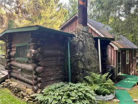 250 Lyndon Center Rd, Lyndon, NY 14727