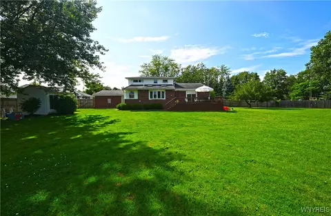 76 E Maplemere Rd, Amherst, NY 14221 photo 32