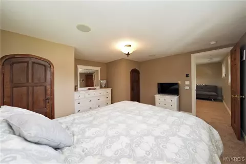 76 E Maplemere Rd, Amherst, NY 14221 photo 27