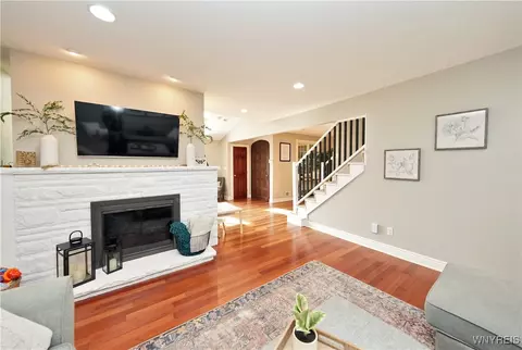 76 E Maplemere Rd, Amherst, NY 14221 photo 5