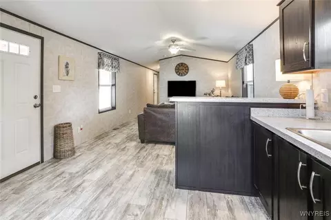 8 Budd Ave, Clarence, NY 14031 photo 4