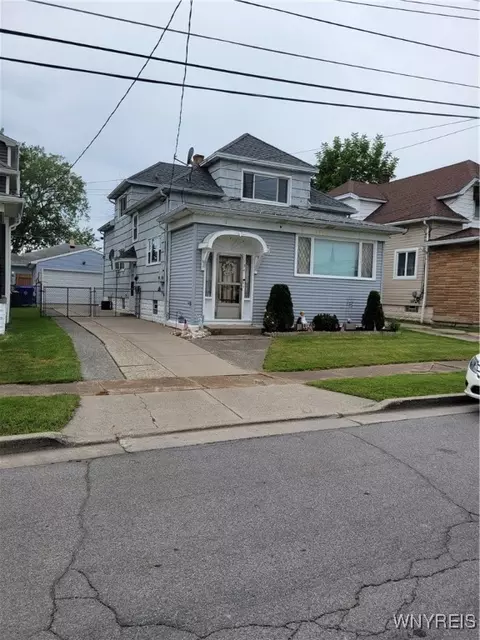 134 Electric Ave, West Seneca, NY 14206