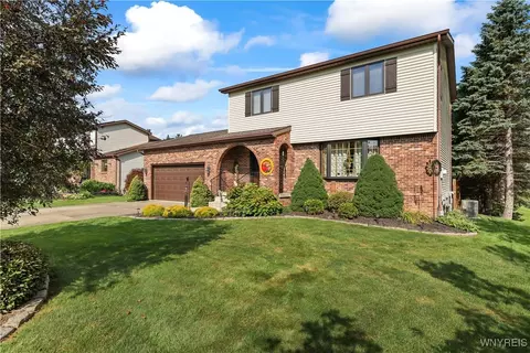700 Cayuga Creek Rd, Cheektowaga, NY 14227