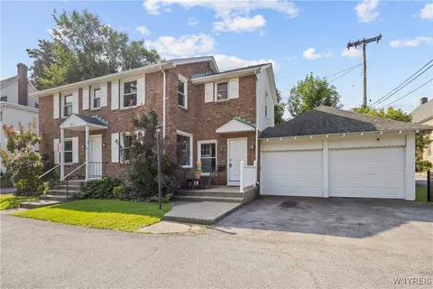 4017 Main St, Amherst, NY 14226