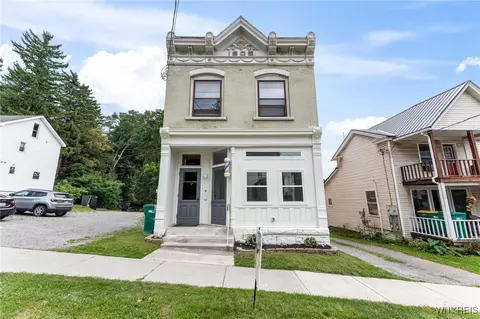 11 N Main St, Castile, NY 14427