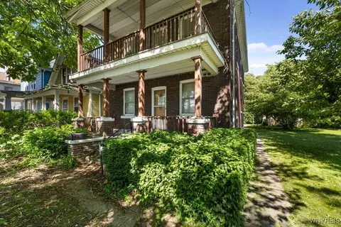 447 25th St, Niagara Falls, NY 14303