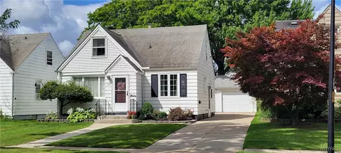 104 Wendover Ave, Buffalo, NY 14223