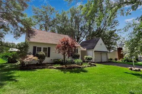 9461 Greiner Rd, Clarence, NY 14031