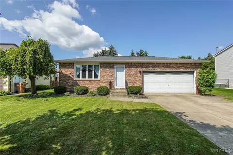 10 Rushford Ln, Cheektowaga, NY 14227