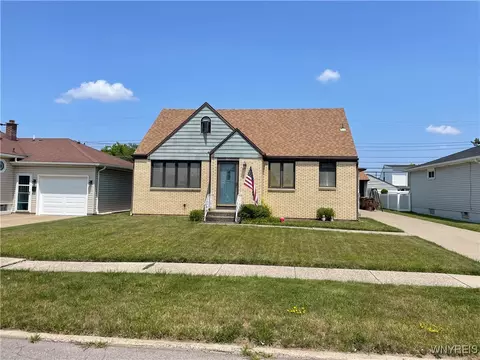 82 Joseph St, Cheektowaga, NY 14225