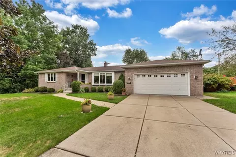 47 Ivy, Lancaster, NY 14086