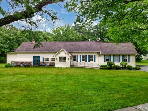 110 Main St, Porter, NY 14174