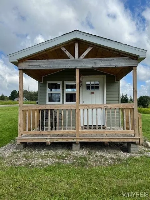 7982 Grove Rd, Lyndon, NY 14737