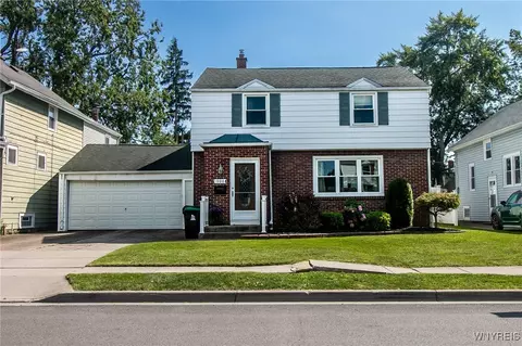 106 N End Ave, Buffalo, NY 14217
