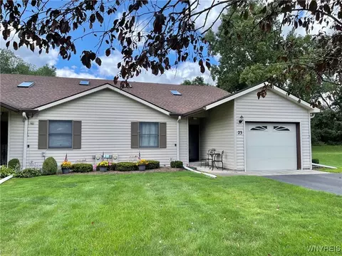 23 N Pointe Dr, Batavia, NY 14020