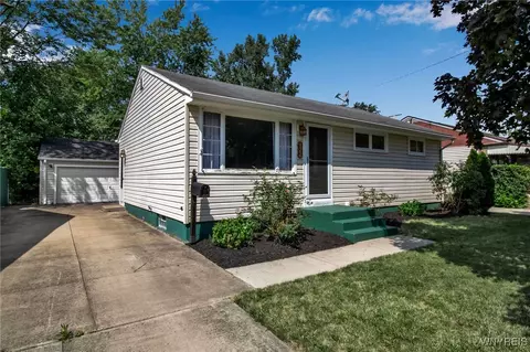 122 Claude Dr, Cheektowaga, NY 14206