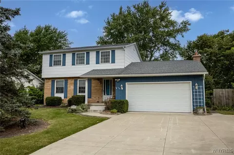 1105 Sheree Dr, Grand Island, NY 14072