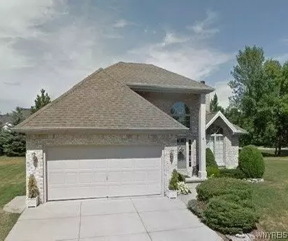 5 Ashby Ct, Buffalo, NY 14221