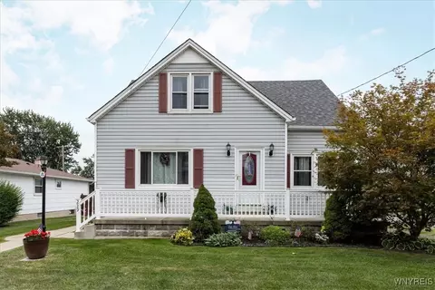 229 Parker St, Cheektowaga, NY 14206