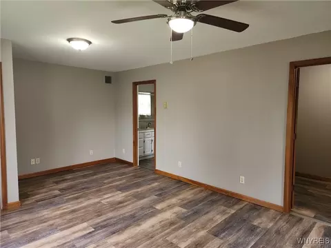 518 Davis Ave, Ridgeway, NY 14103 photo 12