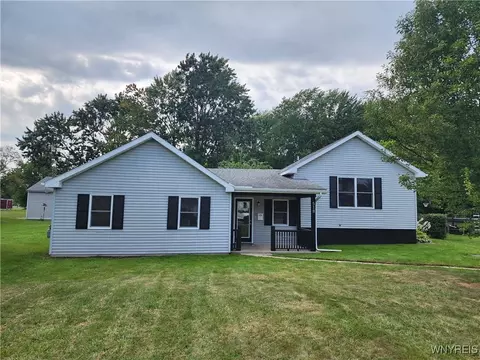 518 Davis Ave, Ridgeway, NY 14103