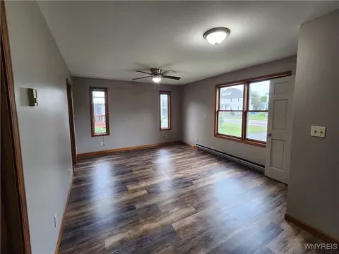 518 Davis Ave, Ridgeway, NY 14103 photo 14