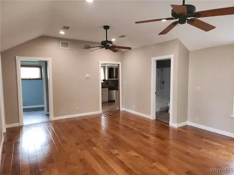 518 Davis Ave, Ridgeway, NY 14103 photo 9