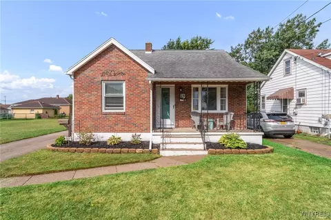 24 Frederick St, Cheektowaga, NY 14227
