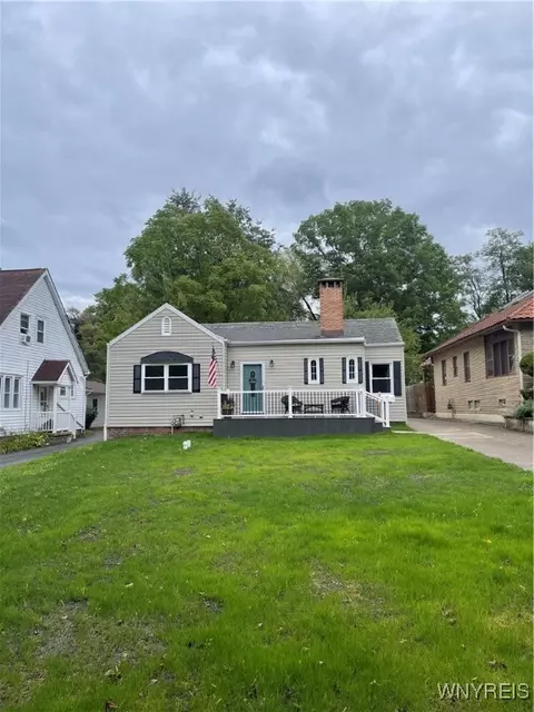 83 Ivyhurst Rd, Amherst, NY 14226