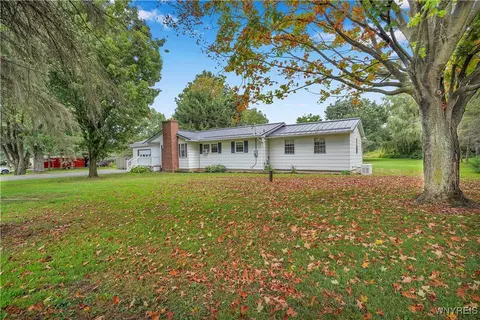 5735 Curriers Rd, Java, NY 14009
