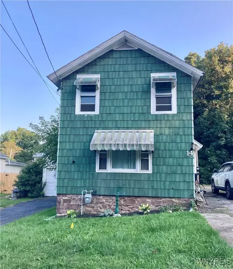 14 William St, Lockport, NY 14094