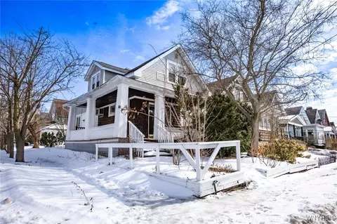 5 Olcott Pl, Cheektowaga, NY 14225