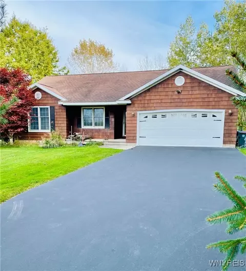 1651 Hartland Rd, Somerset, NY 14012