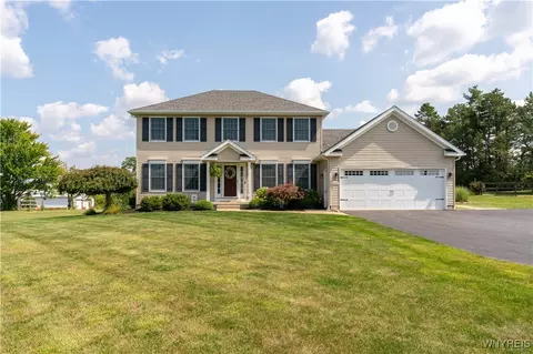6345 Cole Rd, Orchard Park, NY 14127