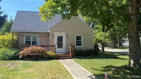 56 Victory Ave, Hamburg, NY 14075