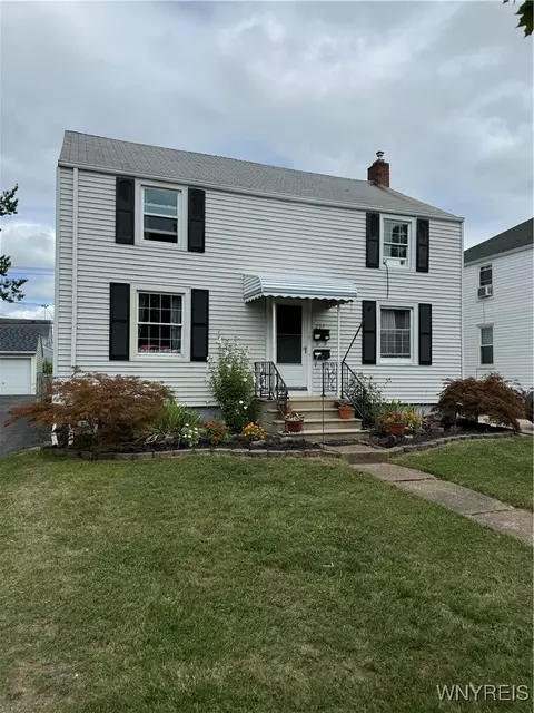 297 Westgate Rd, Kenmore, NY 14217