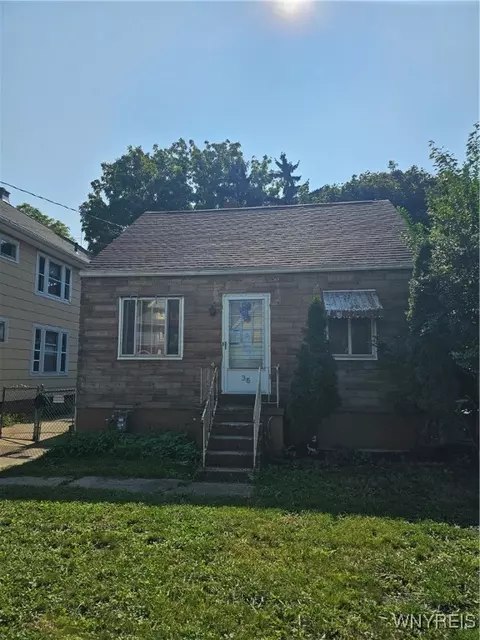 35 Paul Pl, Buffalo, NY 14210