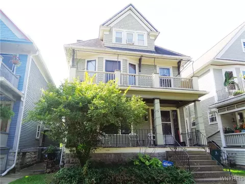 74 Manchester Pl, Buffalo, NY 14213