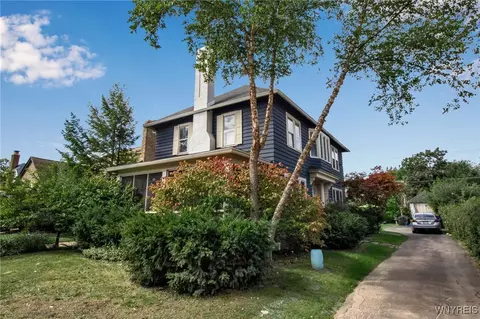 119 Berryman Dr, Amherst, NY 14226