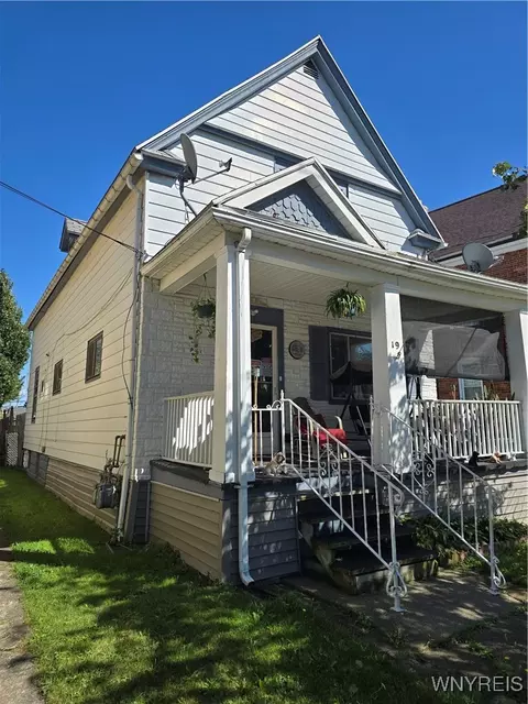 19 Hirschbeck St, Buffalo, NY 14212