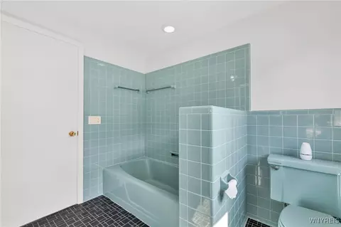 90 Deville Cir, Amherst, NY 14221 photo 15