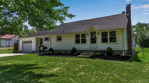 1570 Rice Rd, Elma, NY 14059