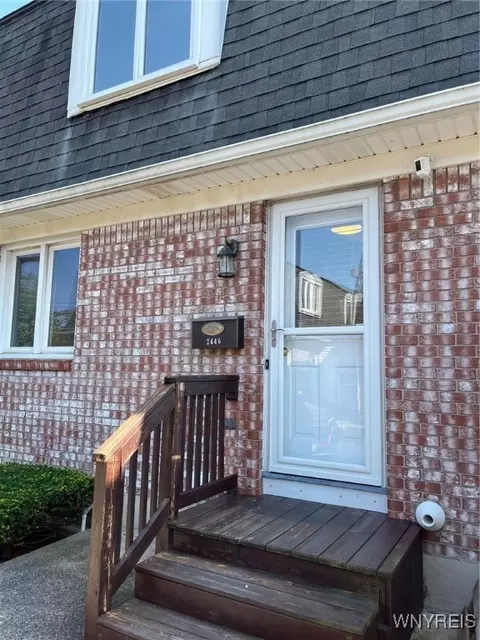 2446 Colvin Blvd, Tonawanda, NY 14150