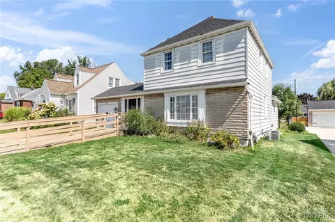 286 S Shore Blvd, Lackawanna, NY 14218