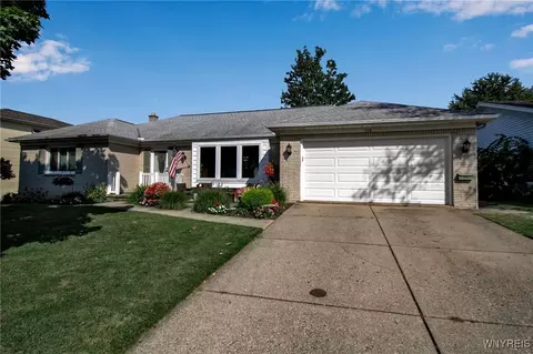 116 Denise Dr, Cheektowaga, NY 14227