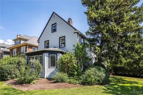 367 Starin Ave, Buffalo, NY 14216