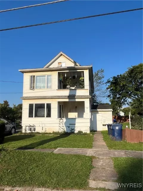 25 S New York St, Lockport, NY 14094