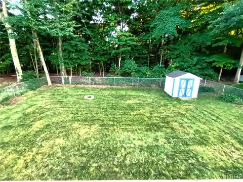347 Parma View Dr, Parma, NY 14468 photo 12